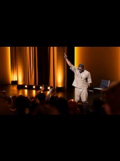 [画像][x]Watch the 'Jamie Foxx: What Had Happened Was' Trailer - Netflix Tudum 余白なし