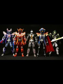 [画像][x]仮面ライダーゴースト GCPB02 仮面ライダー ダークゴースト&ナポレオンゴースト&ダーウィンゴーストセットDark Ghost ... 余白なし