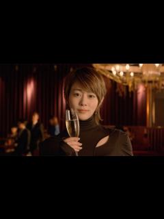 [画像][x]高畑充希、美しい表情＆キュートな笑顔で丸の内エリアを紹介 三菱地所新CM「いろんな丸の内」編＆メーキング - YouTube 余白なし
