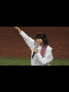 [画像][x]トーク②想い出の九十九里浜を生歌唱後の美しいボイストーク 大満足そうな宇徳さんエスコンフィールド北海道 - YouTube 余白なし