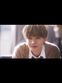 [画像][x]宮世琉弥と原菜乃華のW主演映画『恋わずらいのエリー』特報 - YouTube 余白なし