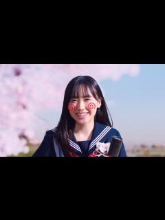 [画像][x]芦田愛菜”バカボン”が卒業！満開の桜の木の下でパパとママへ感謝を伝える ワイモバイル新テレビCM - YouTube 余白なし