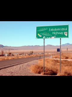 [画像][x]What Is Area 51 and Why Is Everyone Talking About It 余白なし