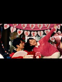 [画像][x]吉岡里帆が妻夫木聡に大げさツッコミ！ 『バレンタイン ジャンボ3億円』TV-CM - YouTube 余白なし