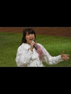 [画像][x]宇徳敬子さんによる国歌斉唱が迫力満点すぎる‼︎エスコンフィールド北海道 ファイターズ対西武ライオンズ - YouTube 余白なし