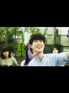 [画像][x]宮沢氷魚×小西桜子『はざまに生きる、春』本予告 - YouTube 余白なし