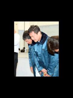 [画像][x]辛坊治郎さんと岩本さんヨット遭難事故で奇跡的に救助！会見行う - YouTube 余白なし