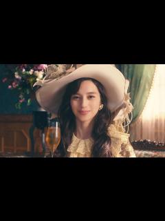 [画像][x]中条あやみ、「午後の紅茶」の貴婦人に!? シャンパングラスでアイスティー楽しむ 「キリン 午後の紅茶 おいしい無糖」新CM「紅茶のシャンパン ... 余白なし