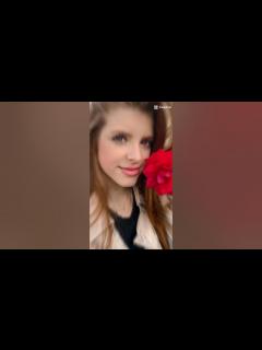 [画像][x]Modelo Julinha #short @modelojulinha - YouTube 余白なし