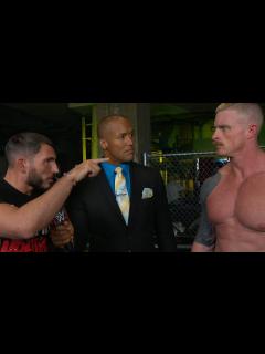 [画像][x]Dexter Lumis imparts his unique brand of wisdom to the WWE Universe ... 余白なし