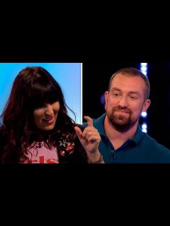 [画像][x]Naked Attraction host giggles over 'missing in action' sex toy ... 余白なし