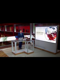 [画像][x]BBC Reporting Scotland (1750GMT - Full Program - 5/2/23) [1080p50 ... 余白なし