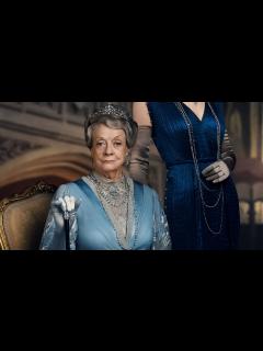 [画像][x]The King leads tributes to 'national treasure' Dame Maggie Smith after ... 余白なし