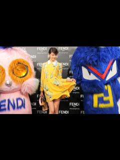 [画像][x]森星 マイクロミニのセクシードレスで登場！「 FENDI GINZA 」ポップアップストア オープニングセレモニー点灯式 - YouTube 余白なし