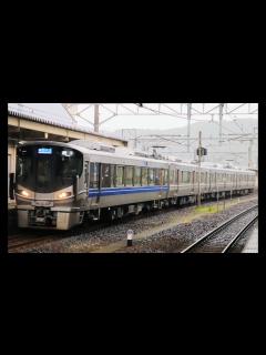 [画像][x]激レア運用 225系Aシート連結4連が湖西線経由で敦賀乗り入れ 2023年5月 - YouTube 余白なし