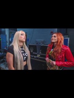 [画像][x]Becky Lynch slaps Liv Morgan: Raw highlights, May 13, 2024 | WWE 余白なし