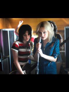 [画像][x]映画『ランナウェイズ』 - シネマトゥデイ 余白なし