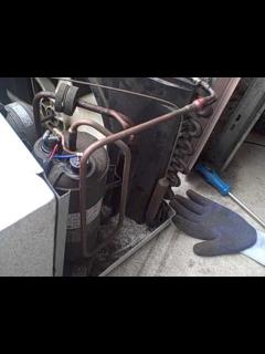 [画像][x]Redneck air conditioning; Window air Conditioner in car! - YouTube 余白なし