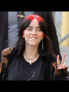 [画像][x]Billie Eilish confirms relationship status 余白なし