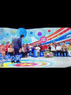 [画像][x]NHKのど自慢放送事故ゲストの頭にハエがたかってる - YouTube 余白なし