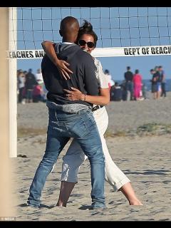 [画像][x]Katie Holmes and Jamie Foxx PICTURE EXCLUSIVE: The stars prove they are ... 余白なし