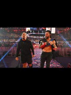 [画像][x]Solo Sikoa saves Roman Reigns' championship: WWE Clash at the Castle ... 余白なし