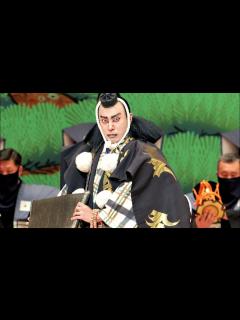 [画像][x]十三代目市川團十郎 襲名披露公演 東京 歌舞伎座で始まる - YouTube 余白なし