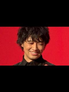 [画像][x]斎藤工、ピエール瀧容疑者出演シーンのノーカット上映決定に胸なでおろす／映画『麻雀放浪記2020』完成報告ステージイベント - YouTube 余白なし