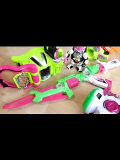 [画像][x]これが最強の力...。エグゼイド プレックス 最強コラボ武器を手に入れたぞ！5モード変形・合体！ショットガン・ソードアックス・グレネード ... 余白なし