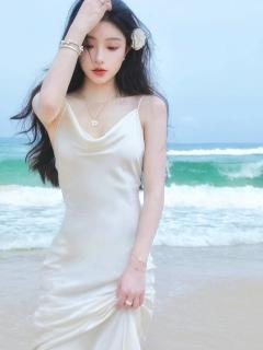 [画像][x]精选《4k 美女 白色长裙子 高颜值 海边 海浪 潘白雪 全面屏 手机 高清壁纸》图集 - 壁纸网 余白なし