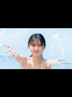 [画像][x]乃木坂46遠藤さくら、透明感抜群な青春ショット「これで日焼けしたかも（笑）」 1st写真集から先行カット - YouTube 余白なし