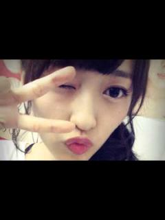 [画像][x]NMB48 足が強烈に臭いと噂されるメンバーの舞台裏の姿 - YouTube 余白なし