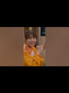 [画像][x]松坂桃李と仲里依紗が踊る「愛媛音頭」🍊 | 離婚しようよ | Netflix Japan - YouTube 余白なし