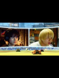 [画像][x]奥平大兼×鈴鹿央士、全国高校eスポーツ大会決勝戦へ!?映画『PLAY! ～勝つとか負けるとかは、どーでもよくて～』予告編 - YouTube 余白なし
