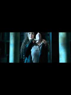 [画像][x]『ハリー･ポッターと死の秘宝Part1』クリップ4:杖を下せ(Drop your Wands!) - YouTube 余白なし