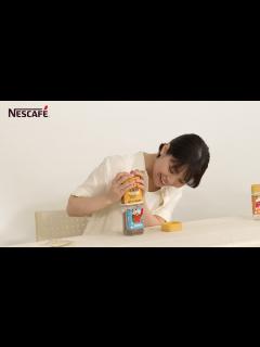 [画像][x]「ネスカフェ ヒーローボトル プロジェクト」体験ムービー 岸井ゆきのさん編 - YouTube 余白なし