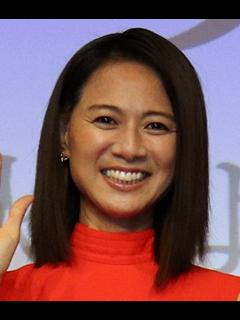 [画像][x]【紅白歌合戦2022】篠原涼子28年ぶり出場、小室哲哉ピアノ伴奏で「恋しさと せつなさと 心強さと」。許せない。 - YouTube 余白なし