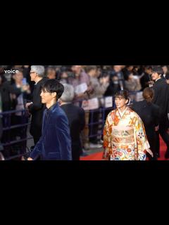 [画像][x]芳根京子、着物姿でキュートに小走り♪ 松坂桃李とレカペ 第37回東京国際映画祭 - YouTube 余白なし