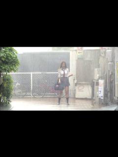 [画像][x]池田エライザが走るとこうなる - YouTube 余白なし