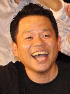 [画像][x]二階堂ふみ、イベント中に泣き出してしまった子どもに神対応！会場ほっこりの微笑ましいやりとり GACKTと息ぴったりの埼玉トークも 映画『翔んで ... 余白なし