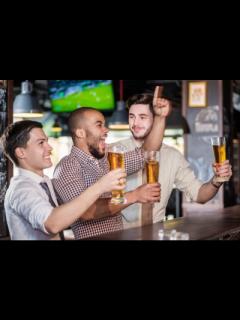 [画像][x]Guy Fieri on Making Family His Priority and His Calling to Give Back 余白なし