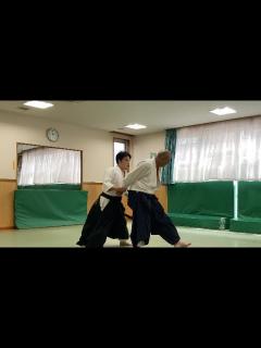 [画像][x]【後ろ両手首取り呼吸投げ】 - YouTube 余白なし