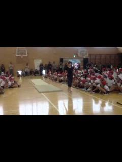 [画像][x]息子の授業参観に元太陽とシスコムーンの信田美帆さんが来た - YouTube 余白なし