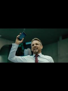 [画像][x]Bad Banks 余白なし