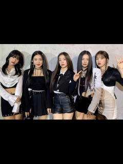 [画像][x]Confirmed! Red Velvet set for November comeback 余白なし