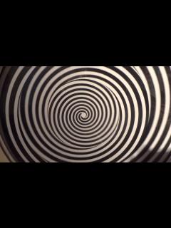 [画像][x]トリックアートぐるぐる - YouTube 余白なし