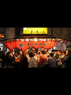 [画像][x]ディープな中洲屋台！行列が絶えない福岡の人気屋台の組み立てから料理まで密着｜Ramen Stall - Japanese Street ... 余白なし