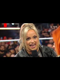 [画像][x]Becky Lynch, Liv Morgan live promo & Damage Ctrl attack WWE RAW May 6 ... 余白なし