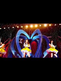 [画像][x]「誰が2人を出会わせたのか？」TVCM/ AKB48[公式] - YouTube 余白なし
