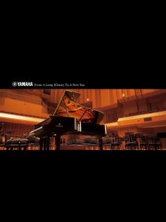 [画像][x]YAMAHA CFX Launch - YouTube 余白なし